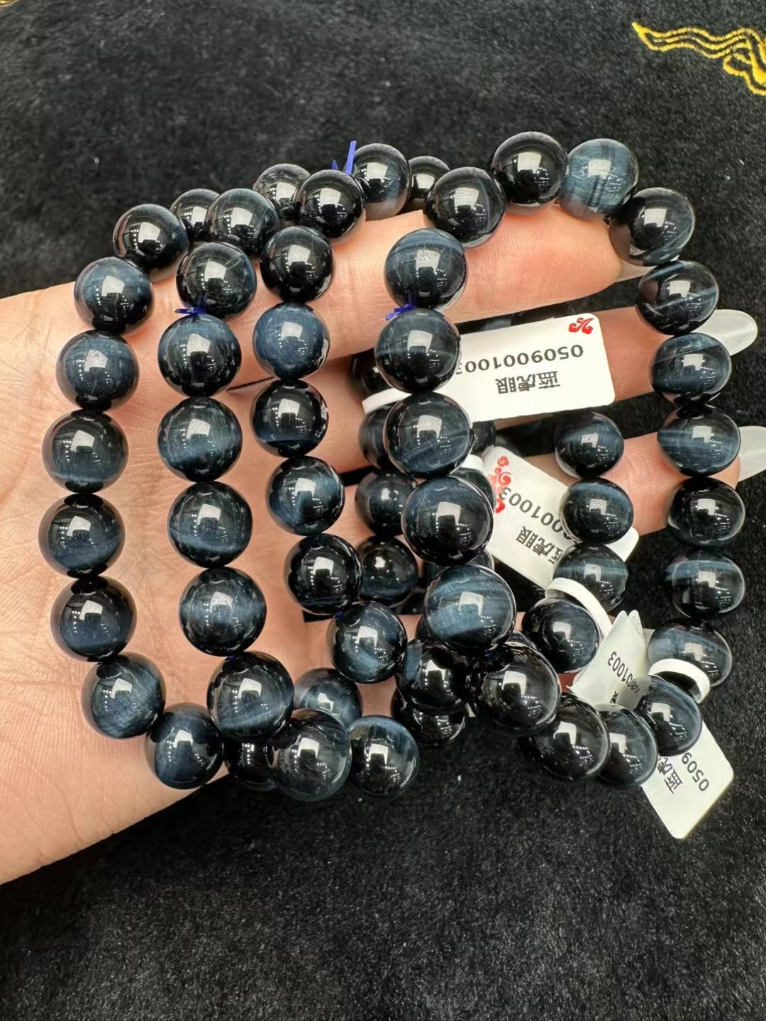 Dreamy Blue Lightning Hawk’s Eye Bracelet Blue Tiger Eye梦幻蓝 闪电鹰眼 国潮新中式 水波纹 转运珠佛珠#好运 虎眼石 手串 男女同款情侣款