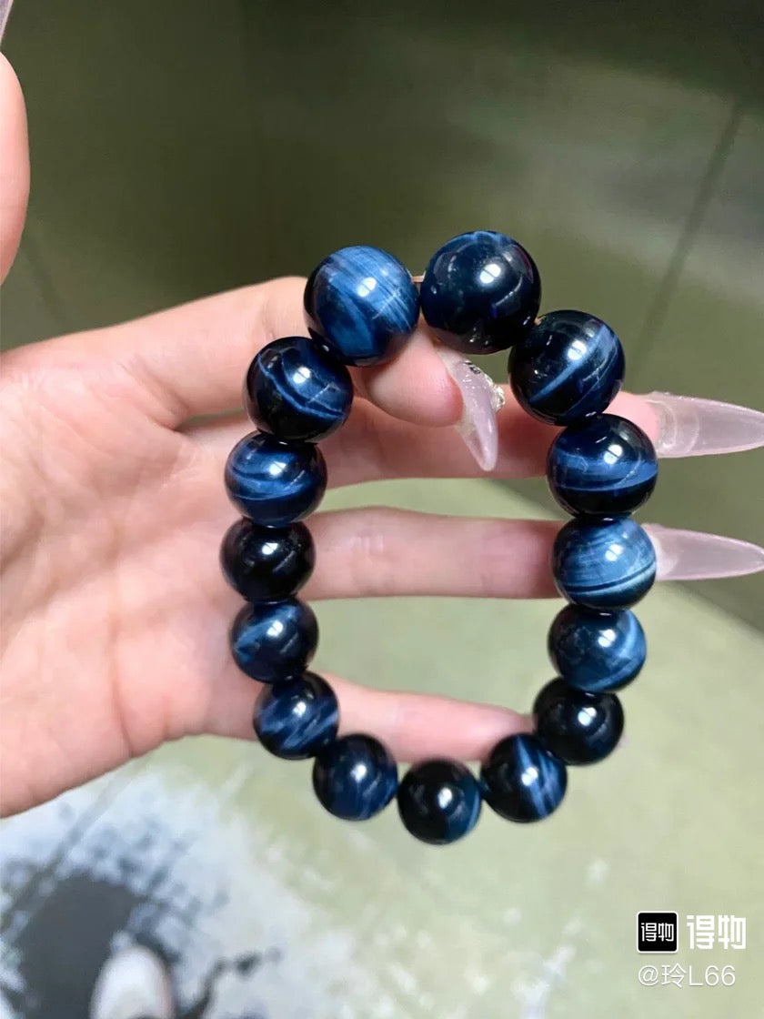 Dreamy Blue Lightning Hawk’s Eye Bracelet Blue Tiger Eye梦幻蓝 闪电鹰眼 国潮新中式 水波纹 转运珠佛珠#好运 虎眼石 手串 男女同款情侣款