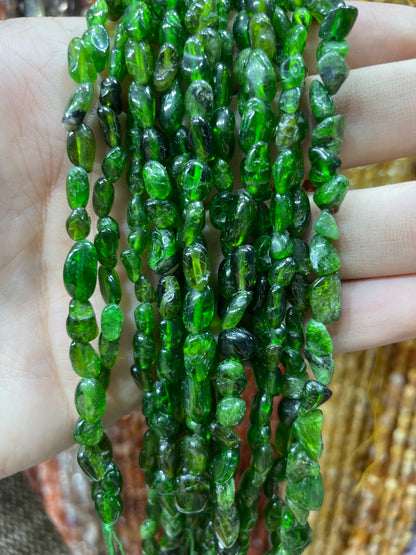 Green Diopside Stand